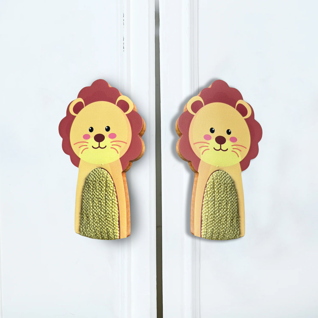 Lion Cupboard Handles with Fabric – Roar-some Charm for Your Little One’s Room!