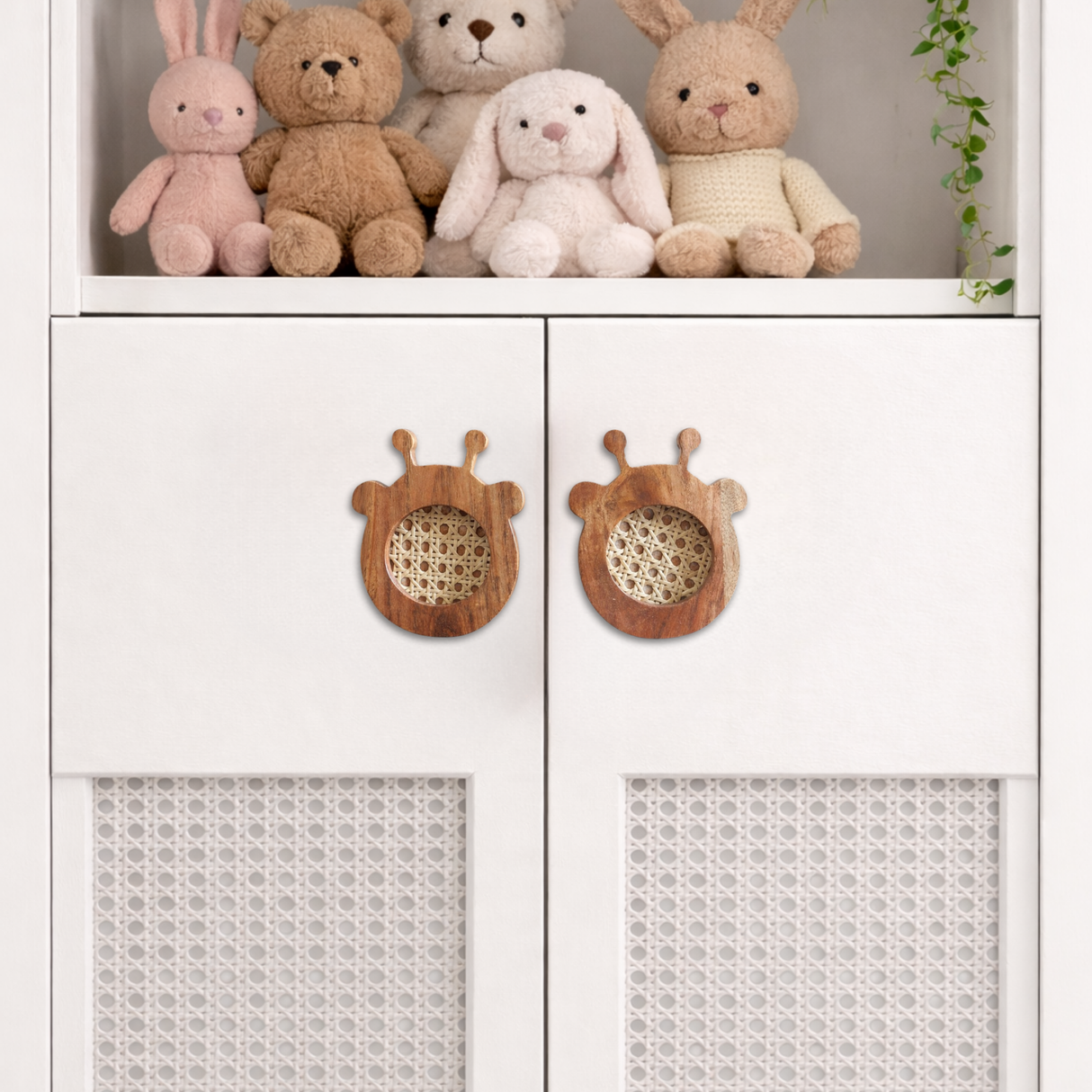 Giraffe Wood & Cane Cupboard Handles / Drawer – Handcrafted Kids Room Hardware | Pinch of Pretty