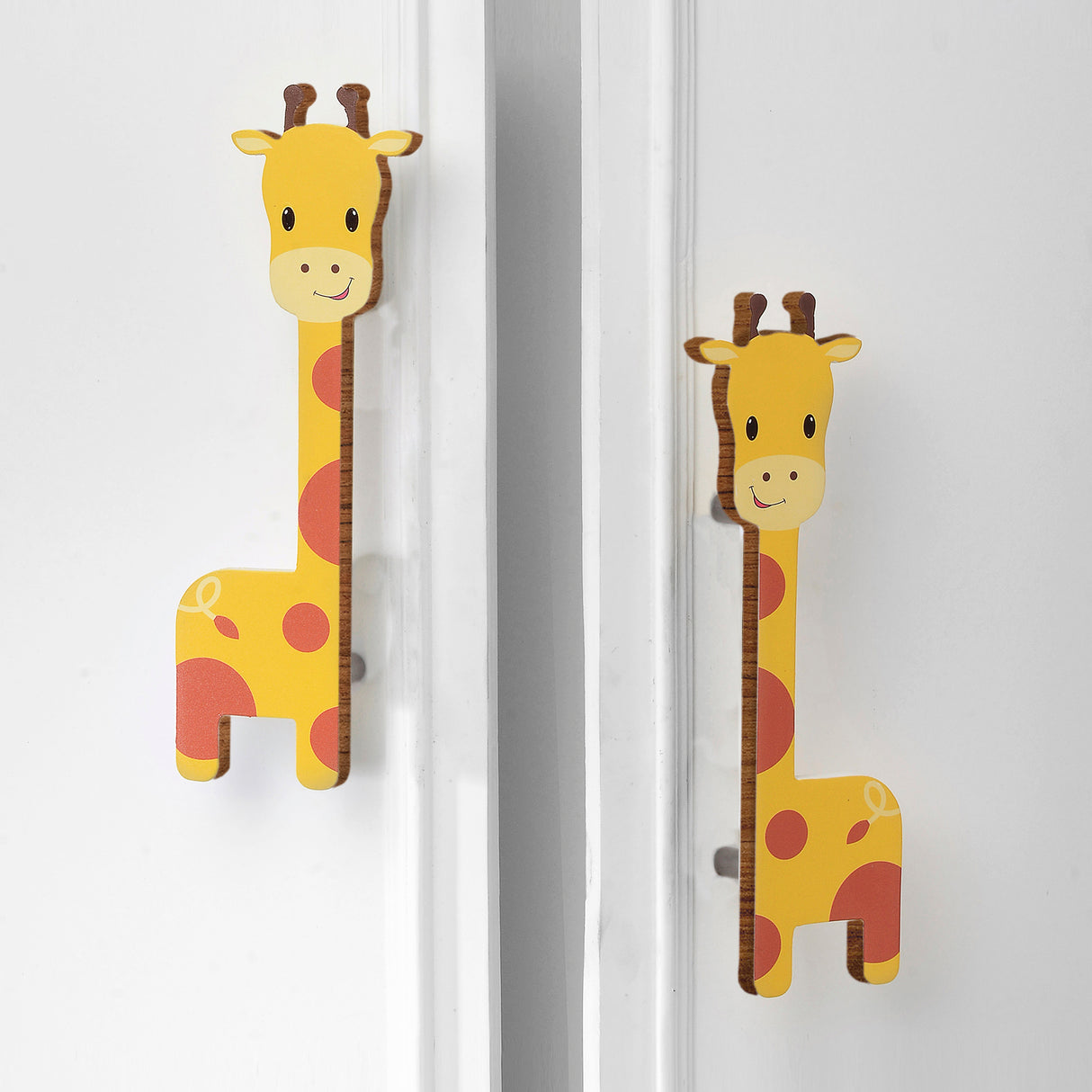 Giraffe Wooden Cupboard Handle / Drawer – Handcrafted Kids Room Hardware | Pinch of Pretty