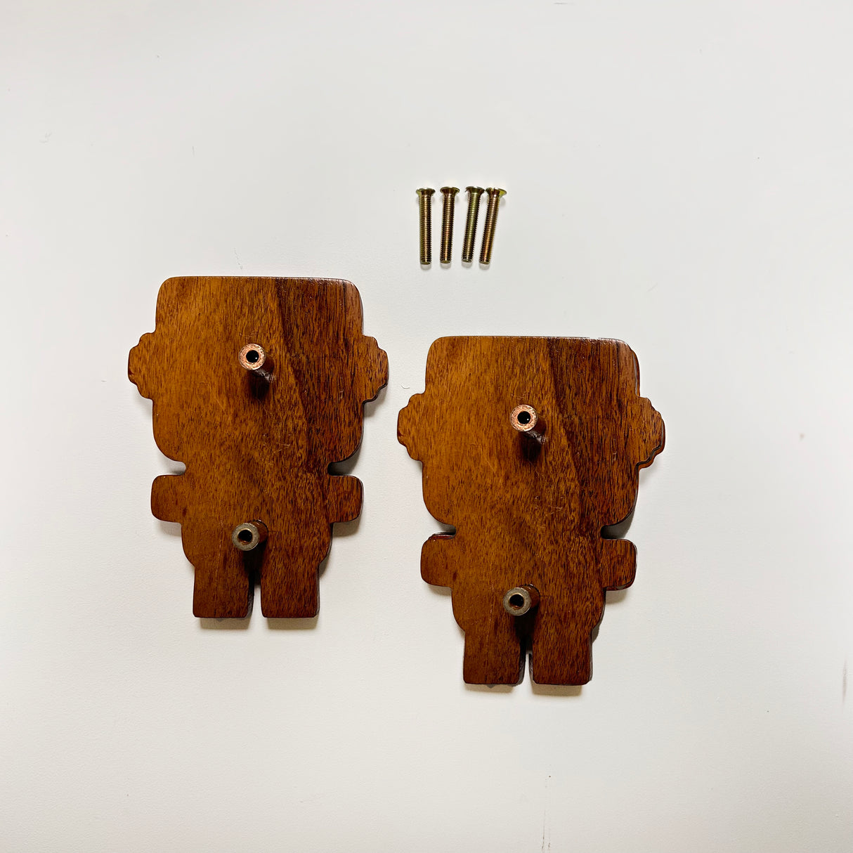 Robot Wooden Cupboard Handle / Drawer – Handcrafted Kids Room Hardware | Pinch of Pretty