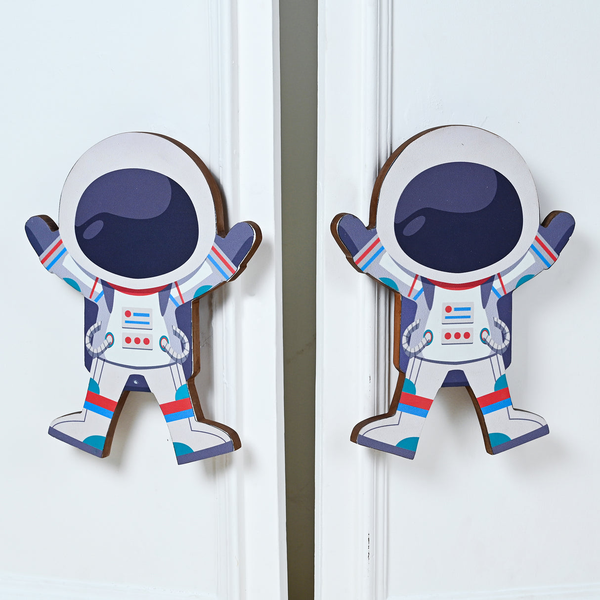 Astronaut Wooden Cupboard Handle / Drawer – Handcrafted Kids Room Hardware | Pinch of Pretty