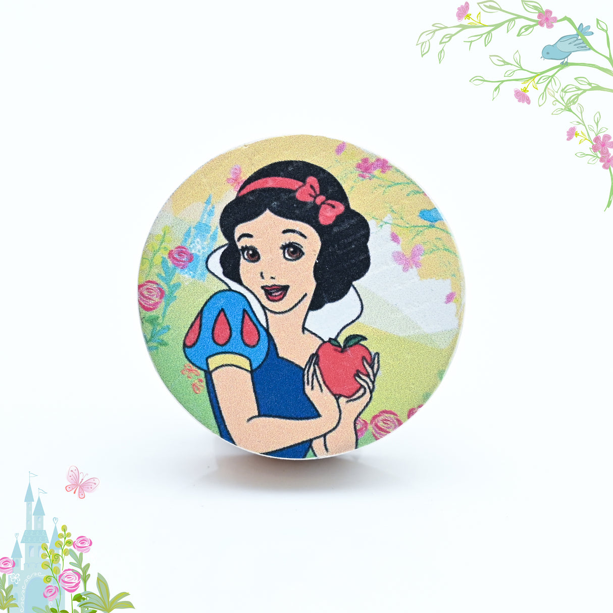 Snow White with Apple Themed Wooden / Drawer Knob– Handcrafted Kids Room Hardware | Pinch of Pretty