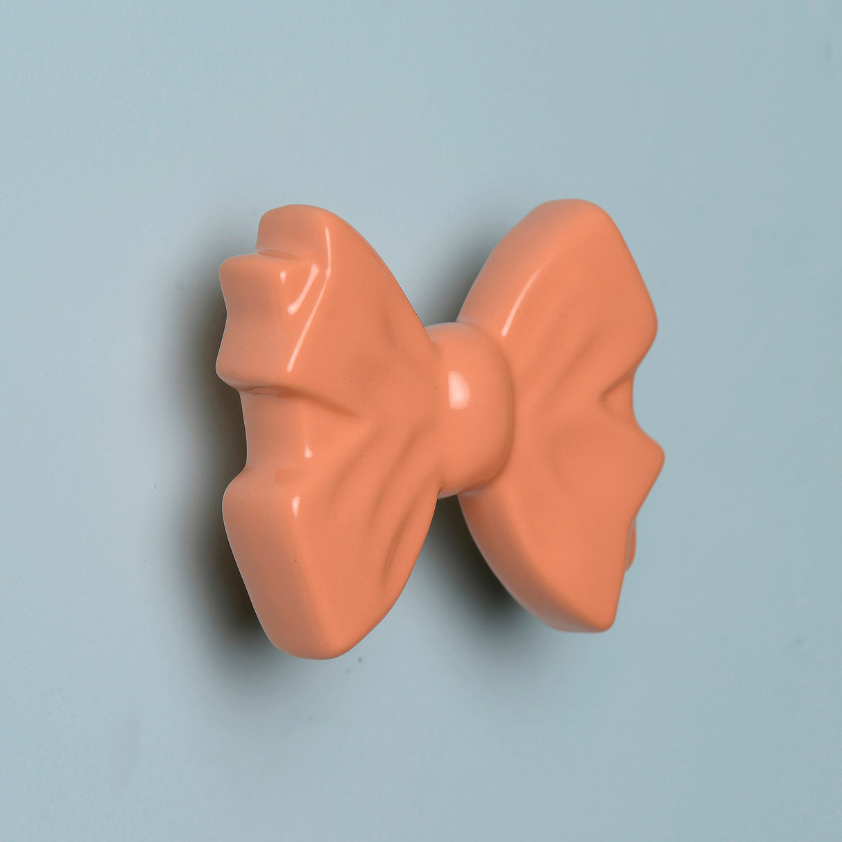 Bow Ceramic Knob – Stylish Cupboard & Drawer Handle for Kids’ Room