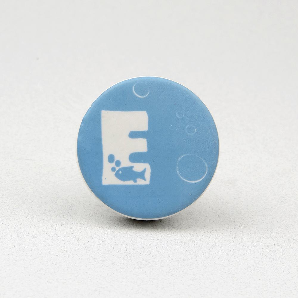 Deep Blue Sea E Ceramic Knob – Stylish Cupboard & Drawer Handle for Kids’ Room