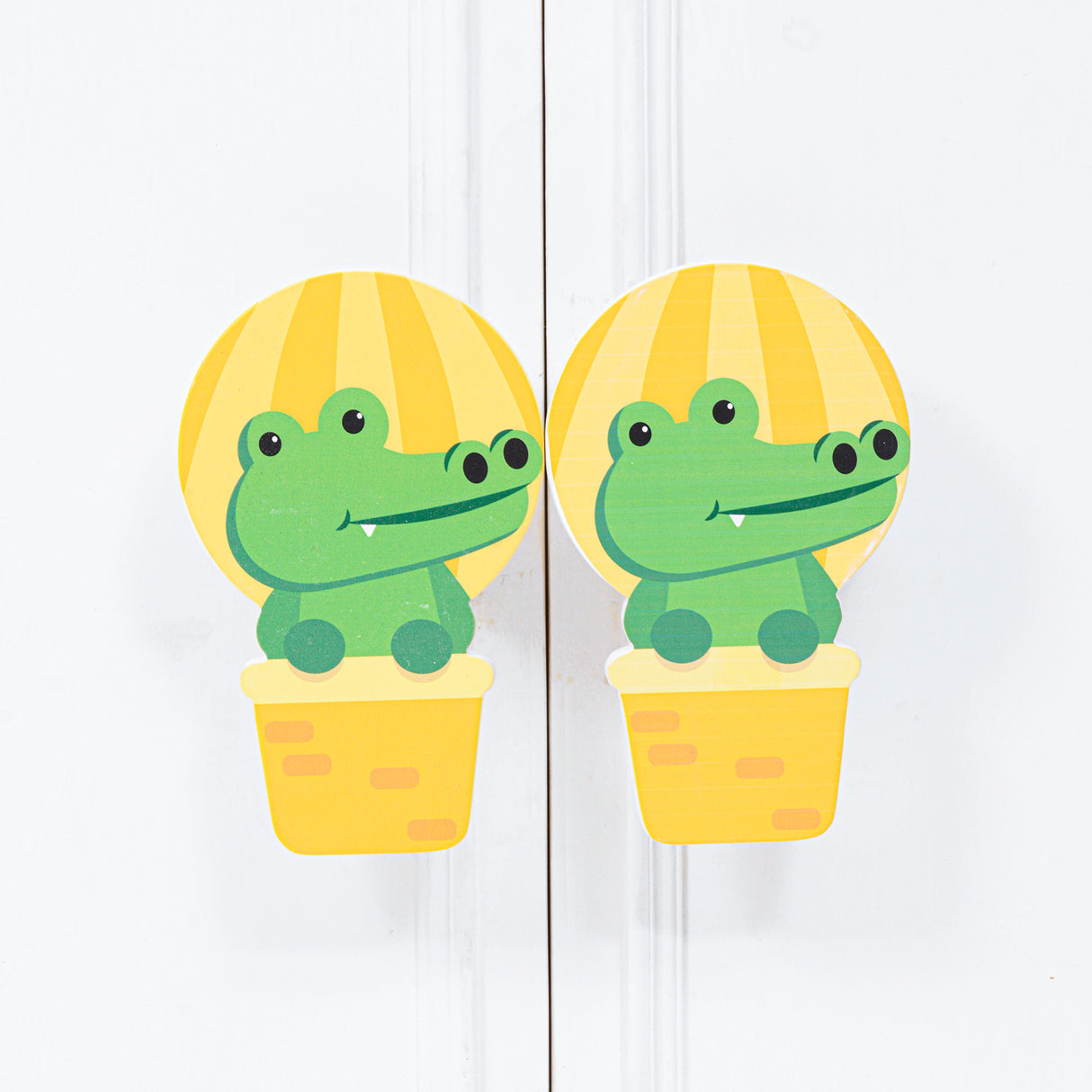 Crocodile Wooden Cupboard Handle / Drawer – Handcrafted Kids Room Hardware | Pinch of Pretty