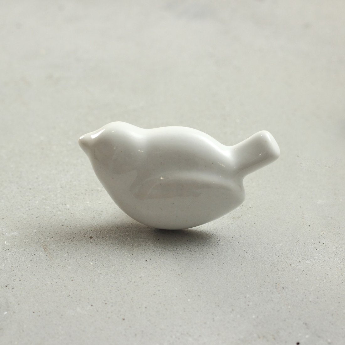 Birdie Ceramic Knob – Stylish Cupboard & Drawer Handle for Kids’ Room