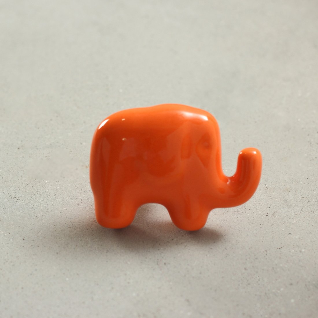 Jumbo Elephant Ceramic Knob – Stylish Cupboard & Drawer Handle for Kids’ Room)