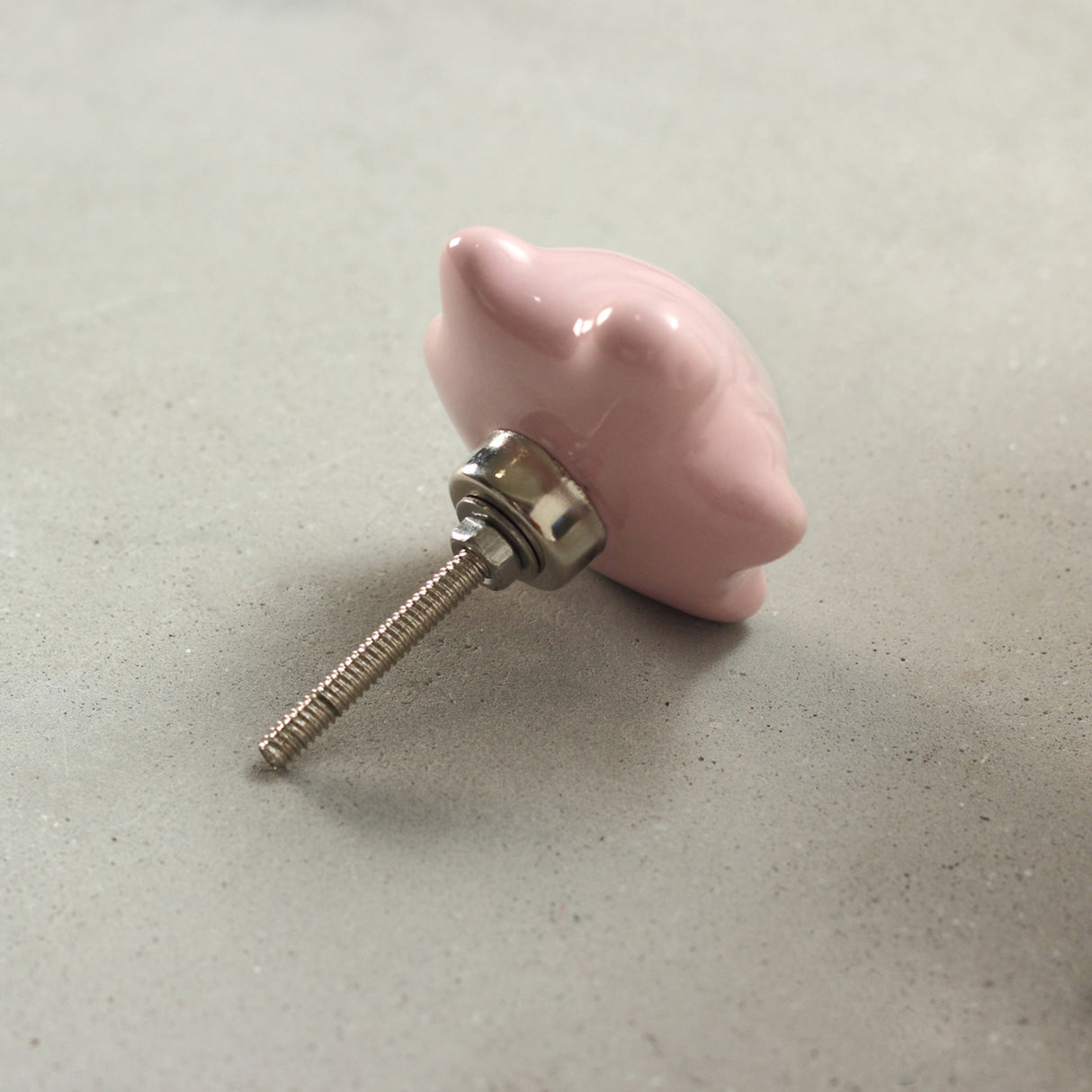 Tobby Turtle Ceramic Knob – Stylish Cupboard & Drawer Handle for Kids’ Room