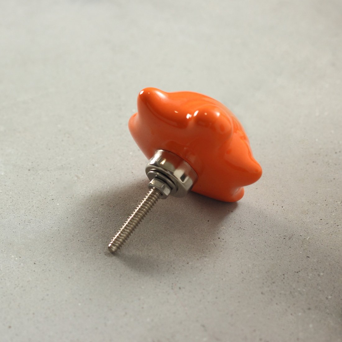 Tobby Turtle Ceramic Knob – Stylish Cupboard & Drawer Handle for Kids’ Room