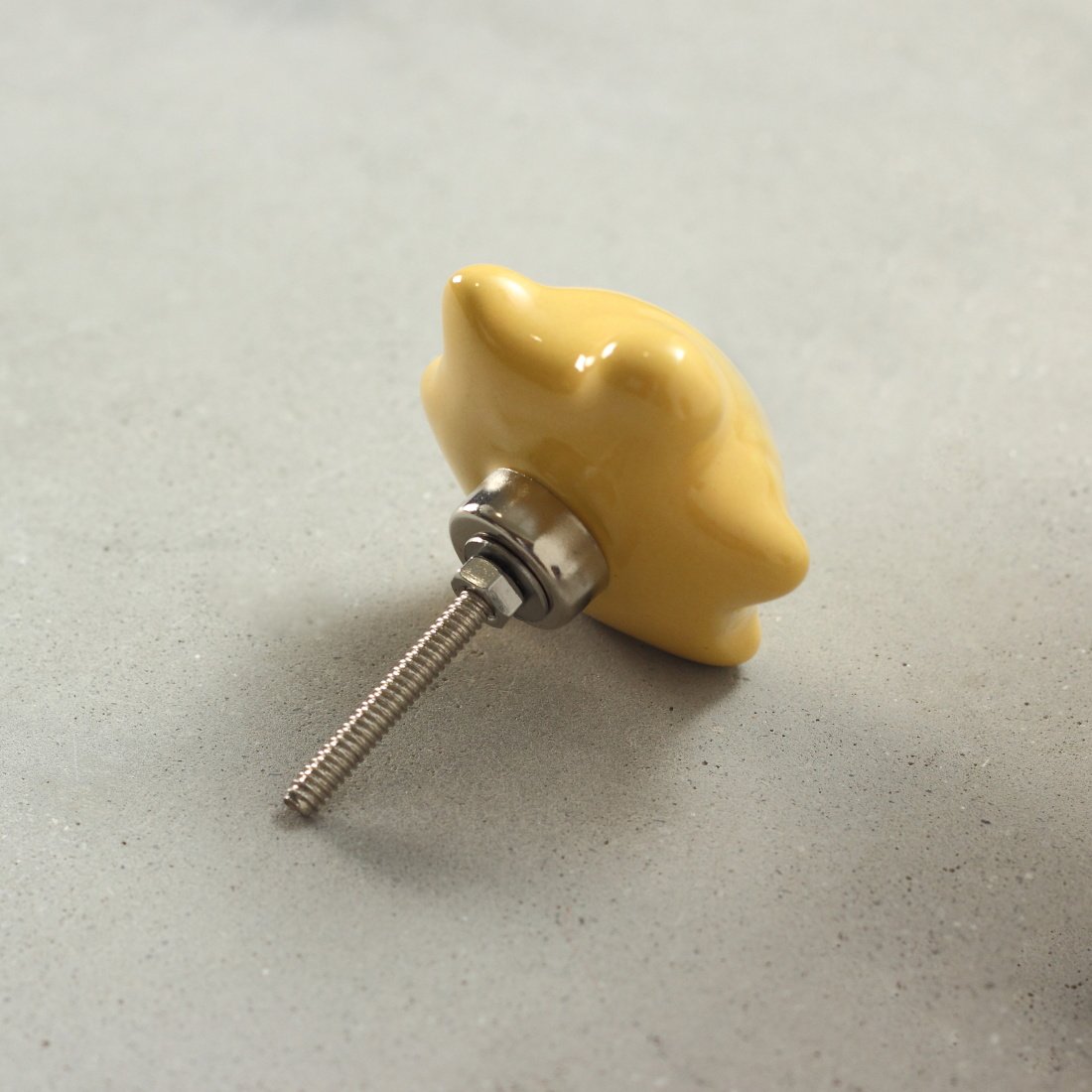 Tobby Turtle Ceramic Knob – Stylish Cupboard & Drawer Handle for Kids’ Room