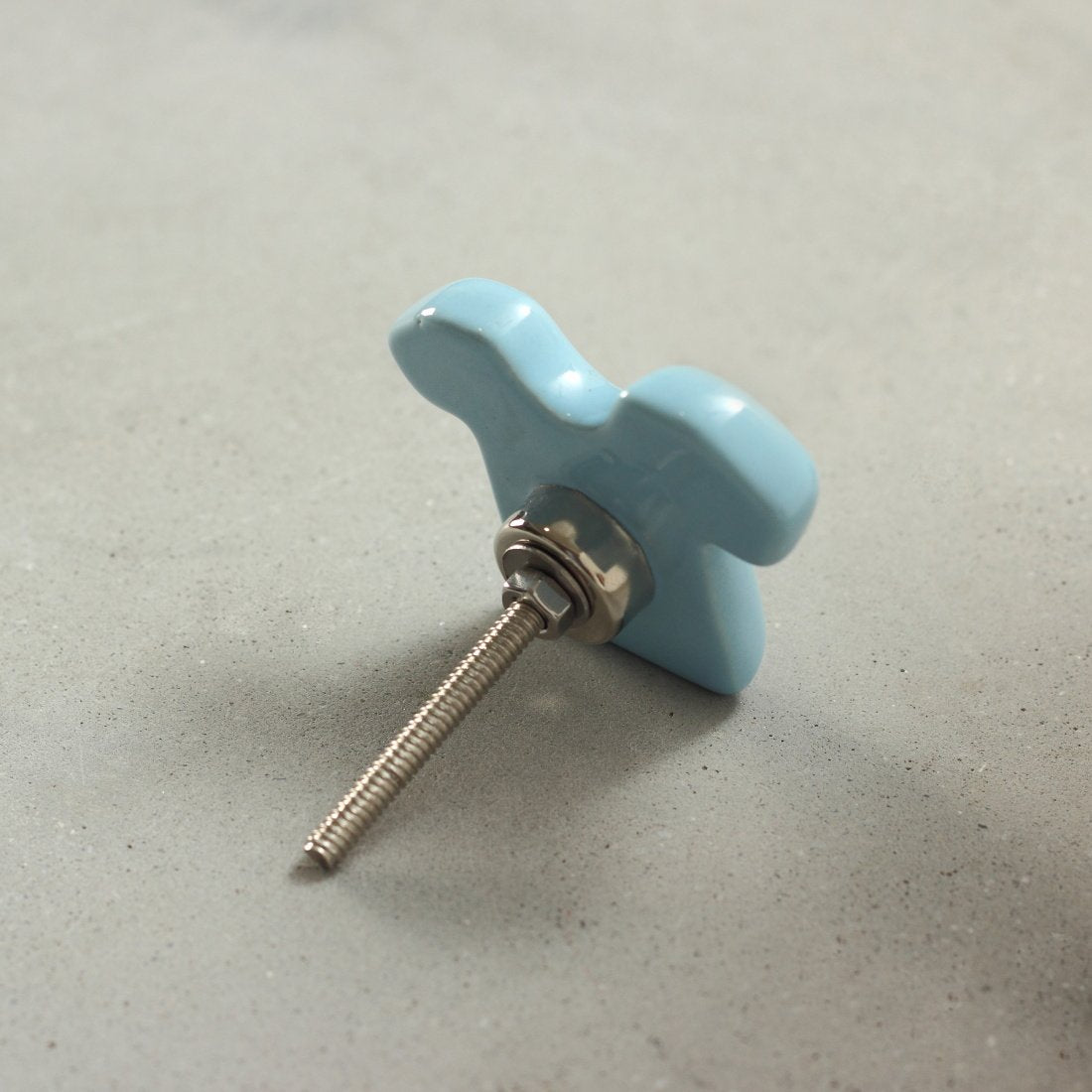 T-shirt Ceramic Knob – Stylish Cupboard & Drawer Handle for Kids’ Room