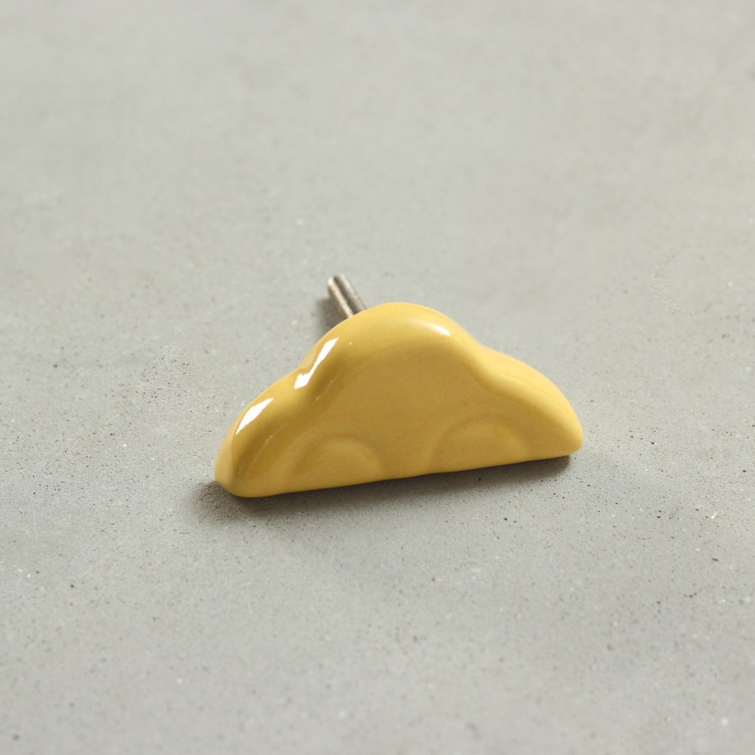 Willy Wonka Car Ceramic Knob – Stylish Cupboard & Drawer Handle for Kids’ Room