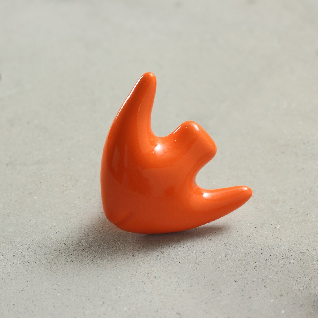 Goldy Fish Ceramic Knob – Stylish Cupboard & Drawer Handle for Kids’ Room