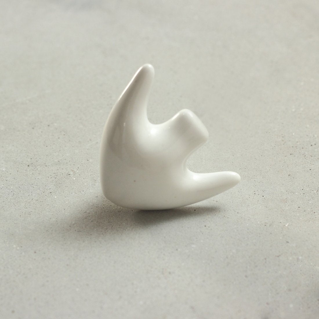 Goldy Fish Ceramic Knob – Stylish Cupboard & Drawer Handle for Kids’ Room