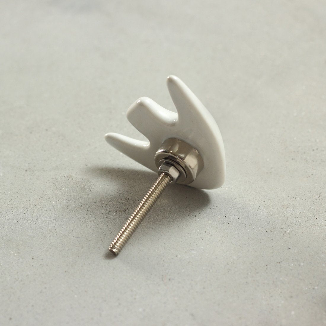 Goldy Fish Ceramic Knob – Stylish Cupboard & Drawer Handle for Kids’ Room