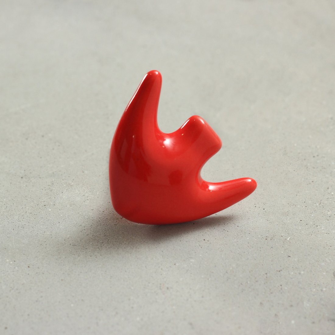 Goldy Fish Ceramic Knob – Stylish Cupboard & Drawer Handle for Kids’ Room