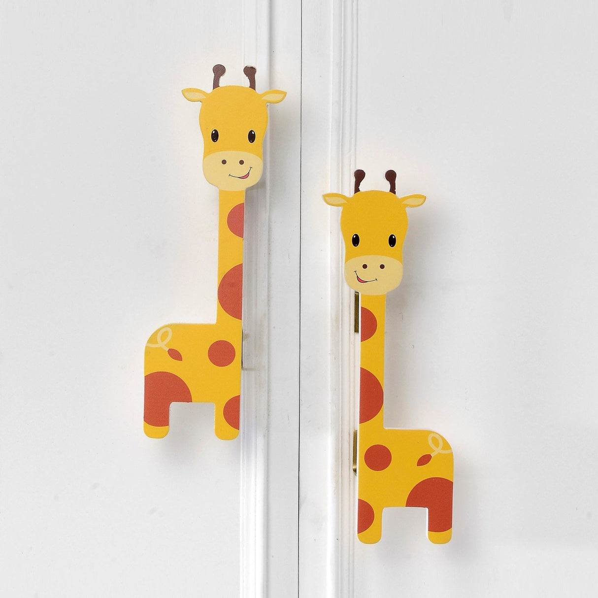 Giraffe Wooden Cupboard Handle / Drawer – Handcrafted Kids Room Hardware | Pinch of Pretty
