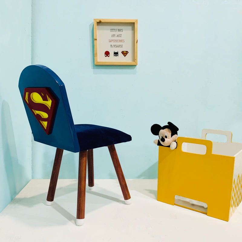 SUPERMAN CHAIR