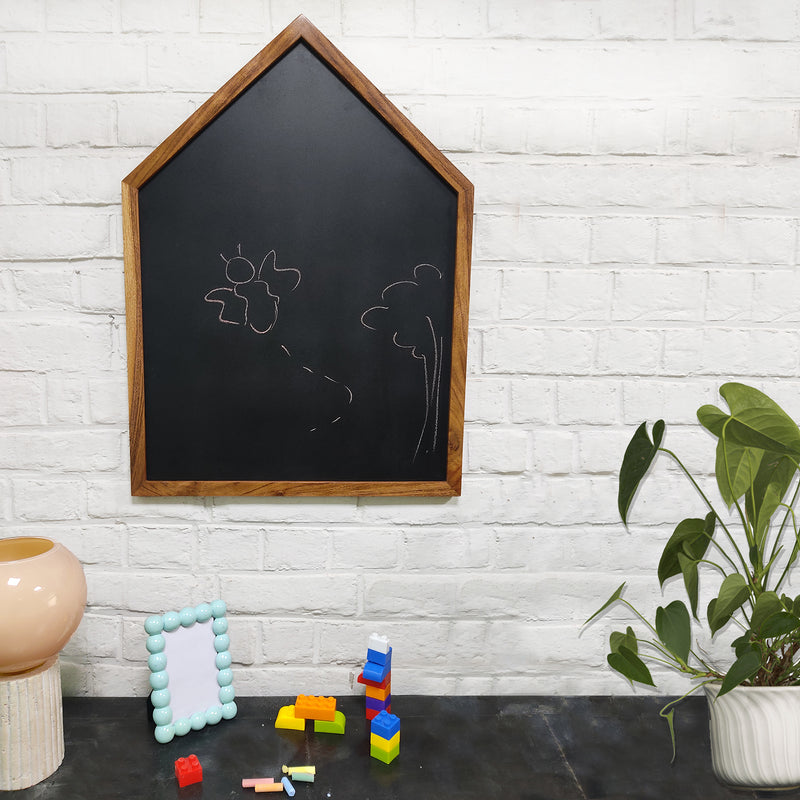 HUT CHALKBOARD